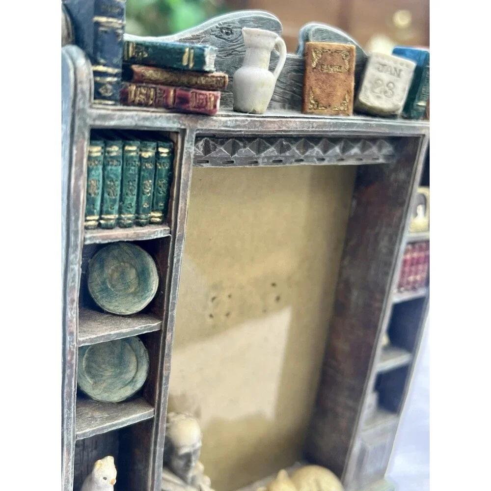 Westland 3D Library Photo Frame Books Cat Scholar Dark Academia Vintage Decor